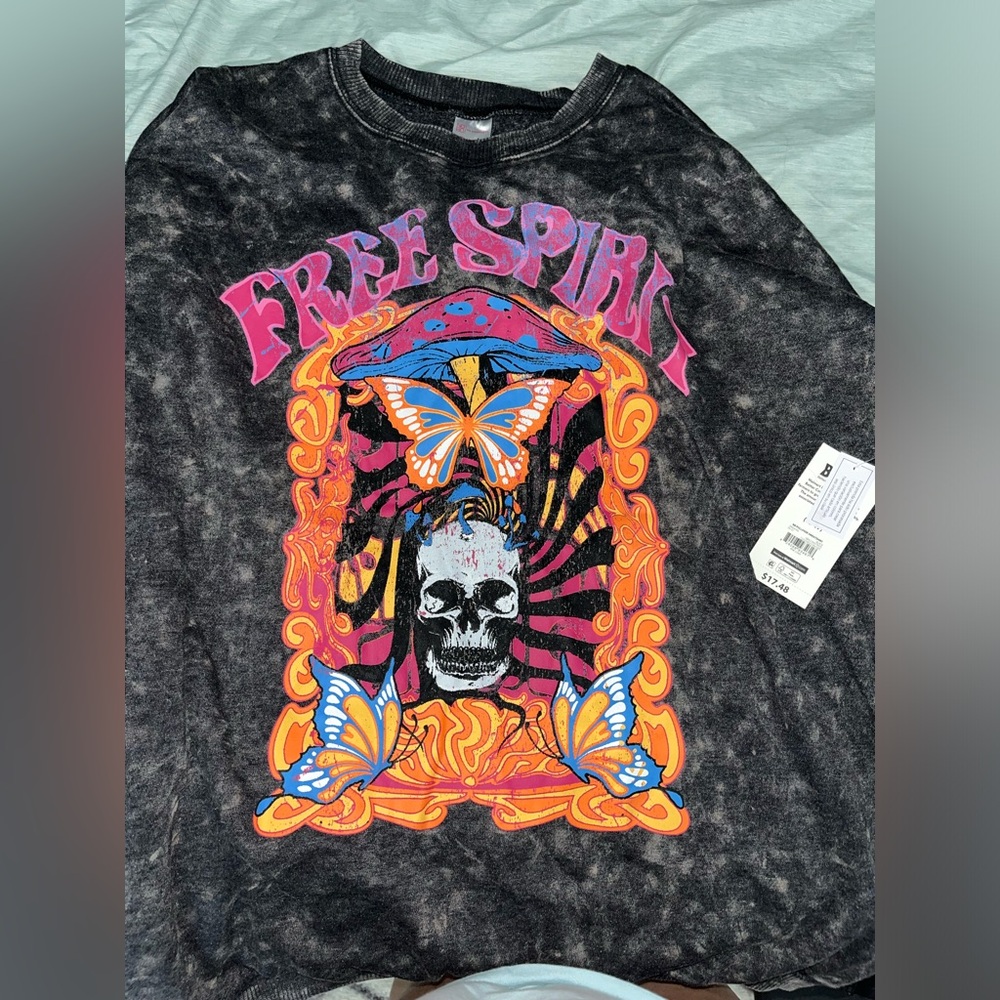 Free Spirit black sweatshirt size XL NWT